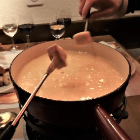 Hotel-Restaurant Grina Simplon 외부 사진